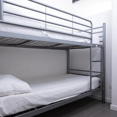 بيت للعطل Casa Mirea Di Teti Con Piscina A ماكاري
